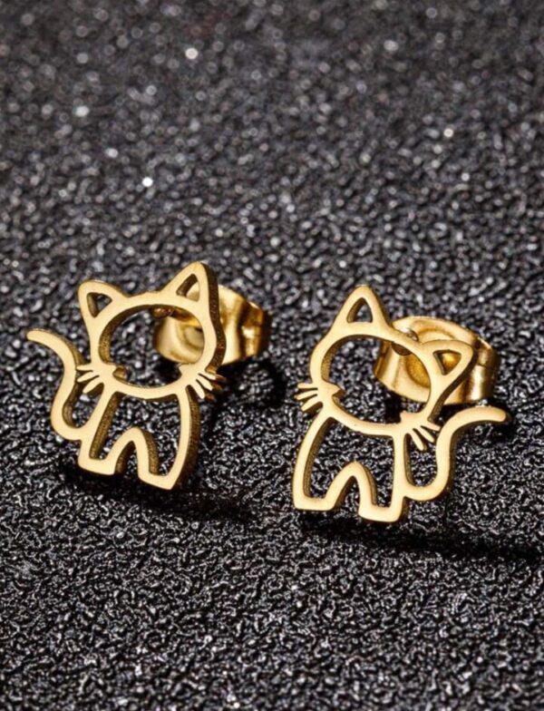 ARETES CON DISEÑO DE GATO