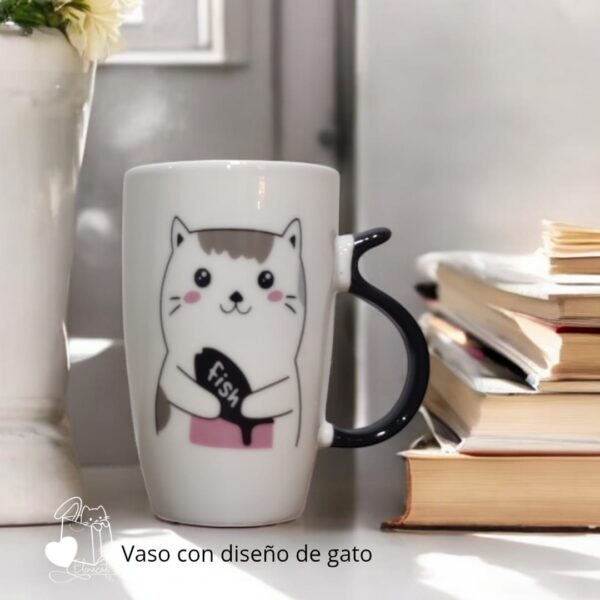 VASO CON DISEÑO DE GATO