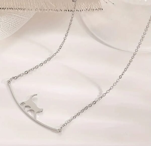 COLLAR CON DISEÑO DE GATO - Imagen 2