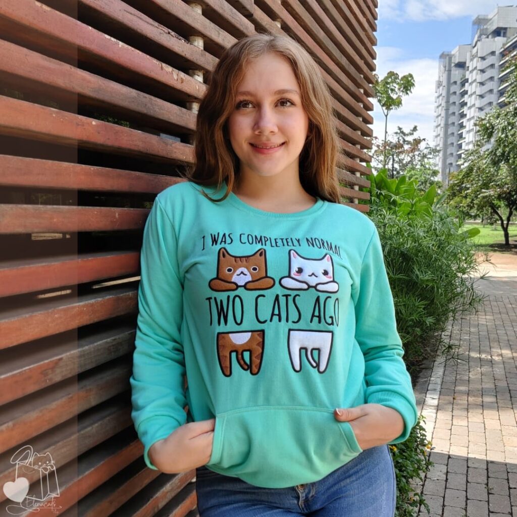 Buzo De Gatos Bordado Verde