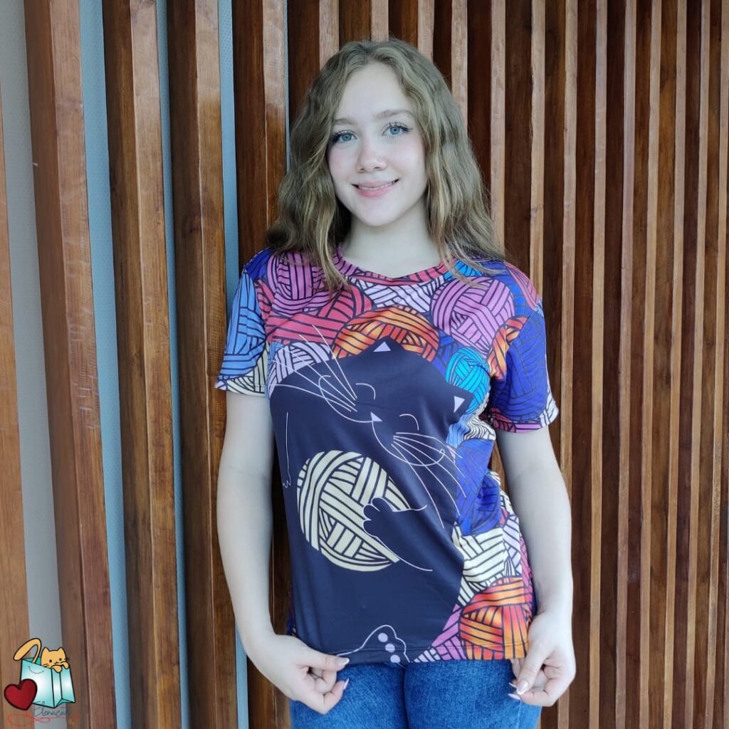 Camiseta De Mujer Gato Y Lana