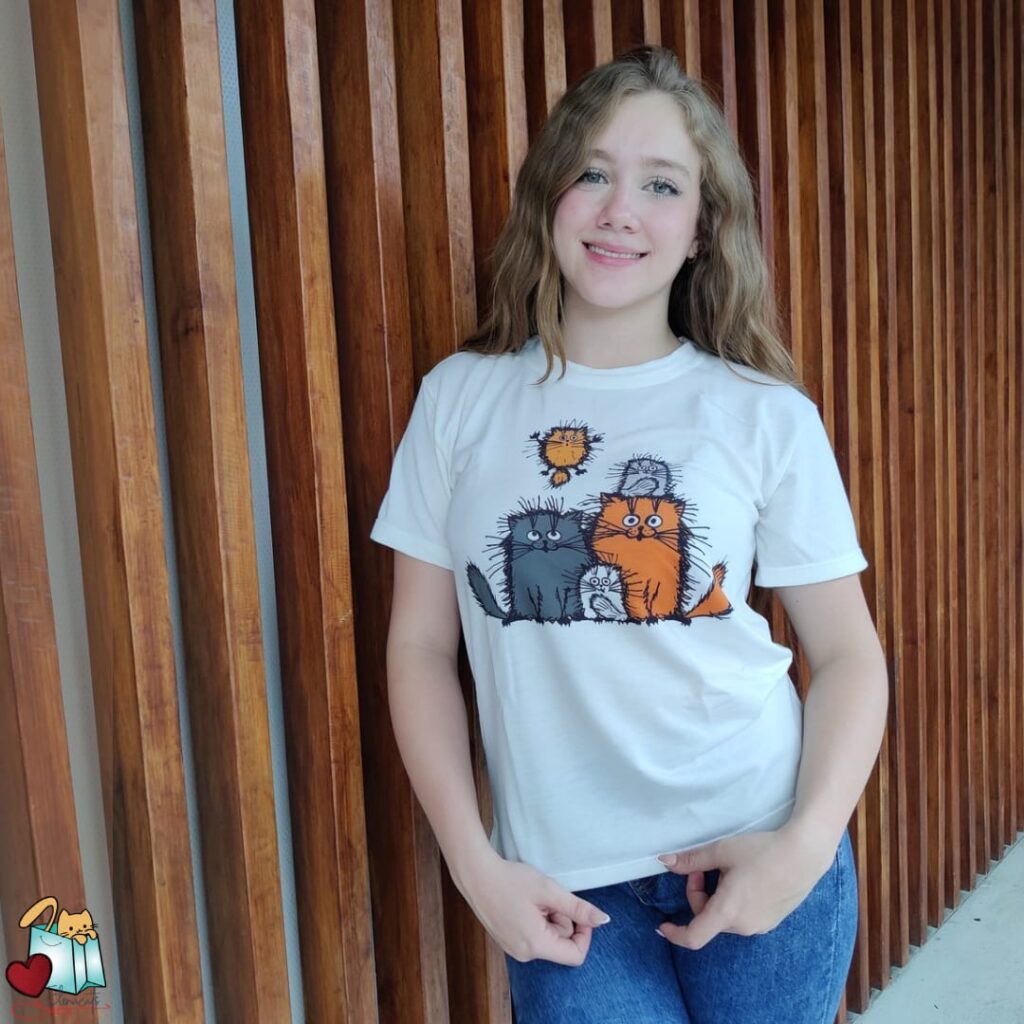 Camiseta Familia De Gatos