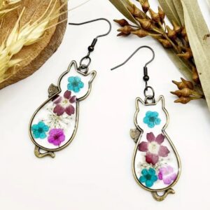 ARETES FIGURA DE GATOS FLORES