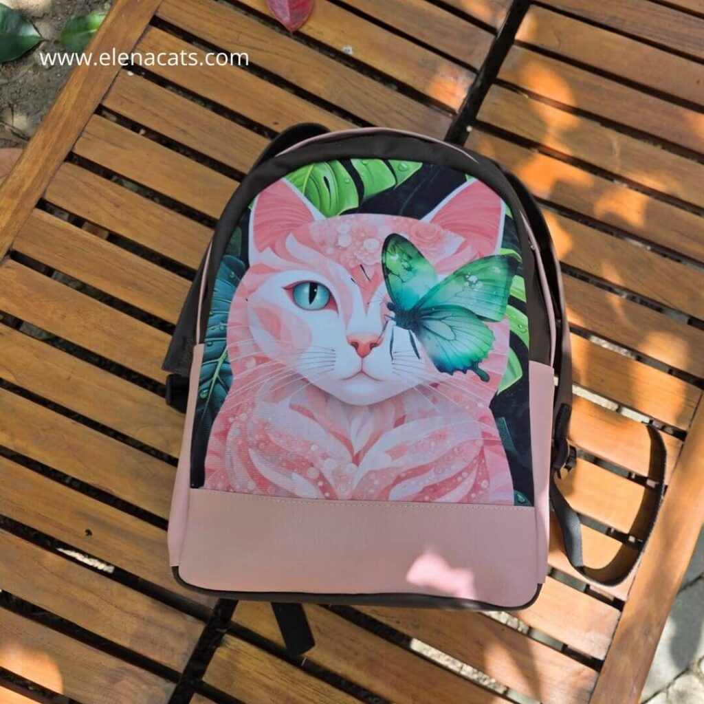 Morral Gato Naturaleza y Mariposa