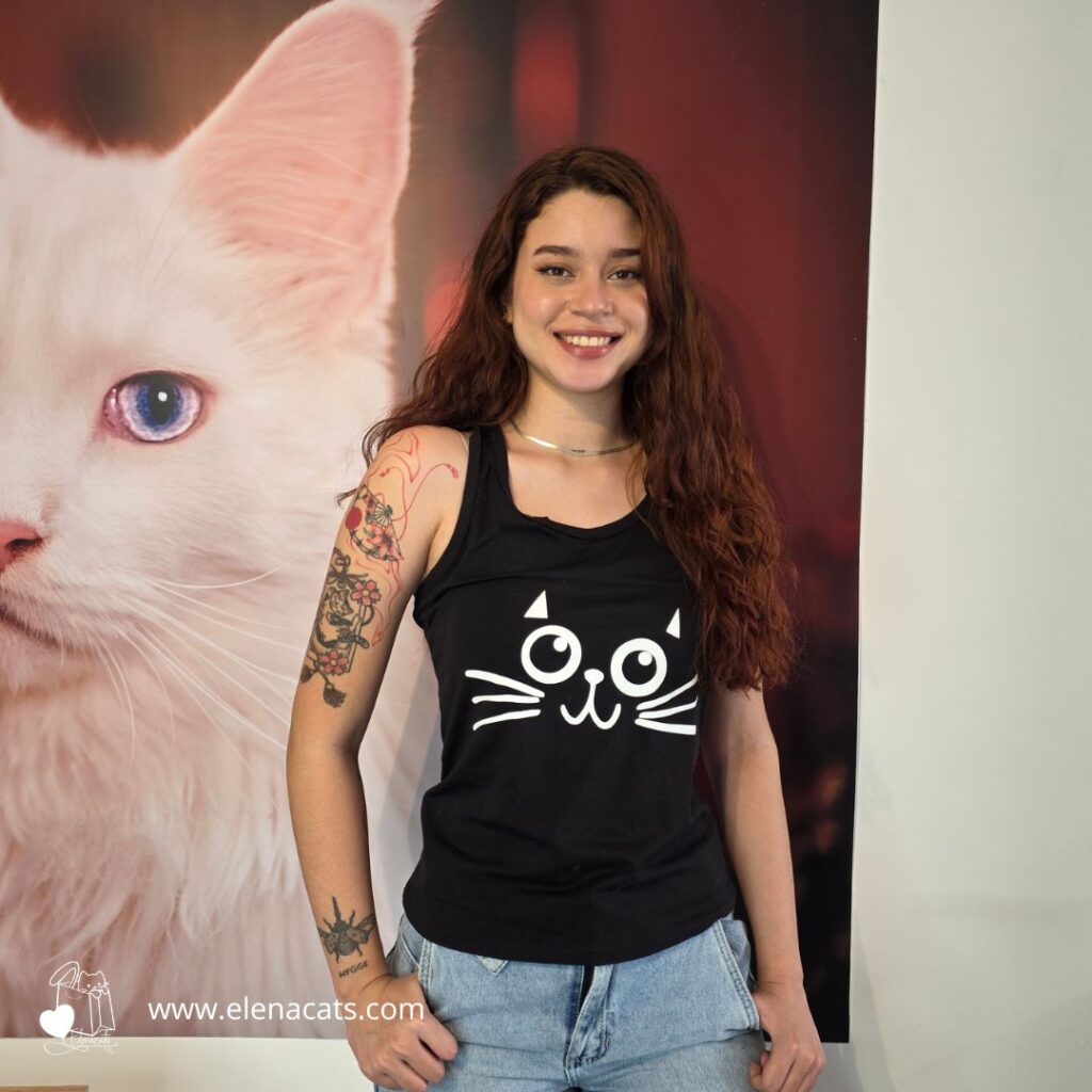 Camiseta para mujer bigotes