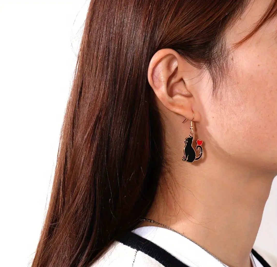 Aretes Gato Negro y Corazon - Imagen 2