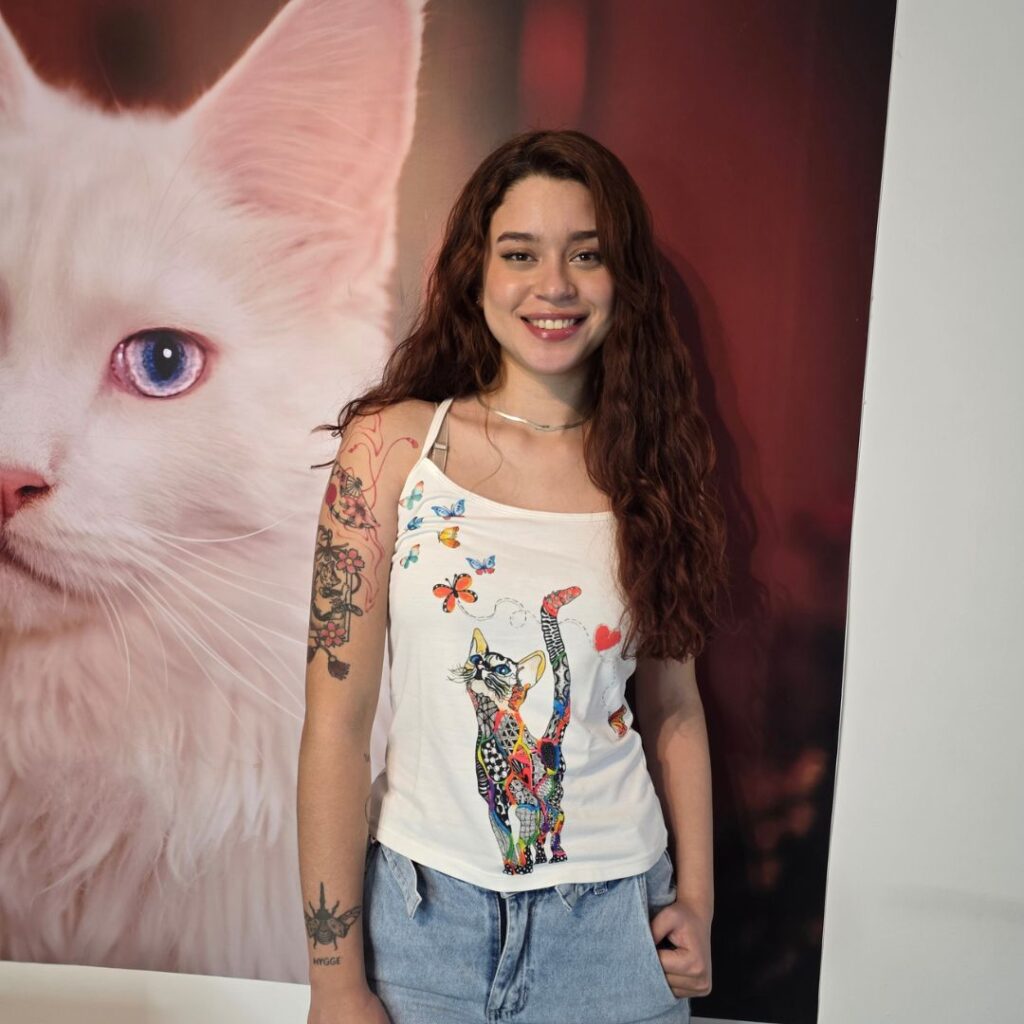 Camiseta para mujer gato mandala 2